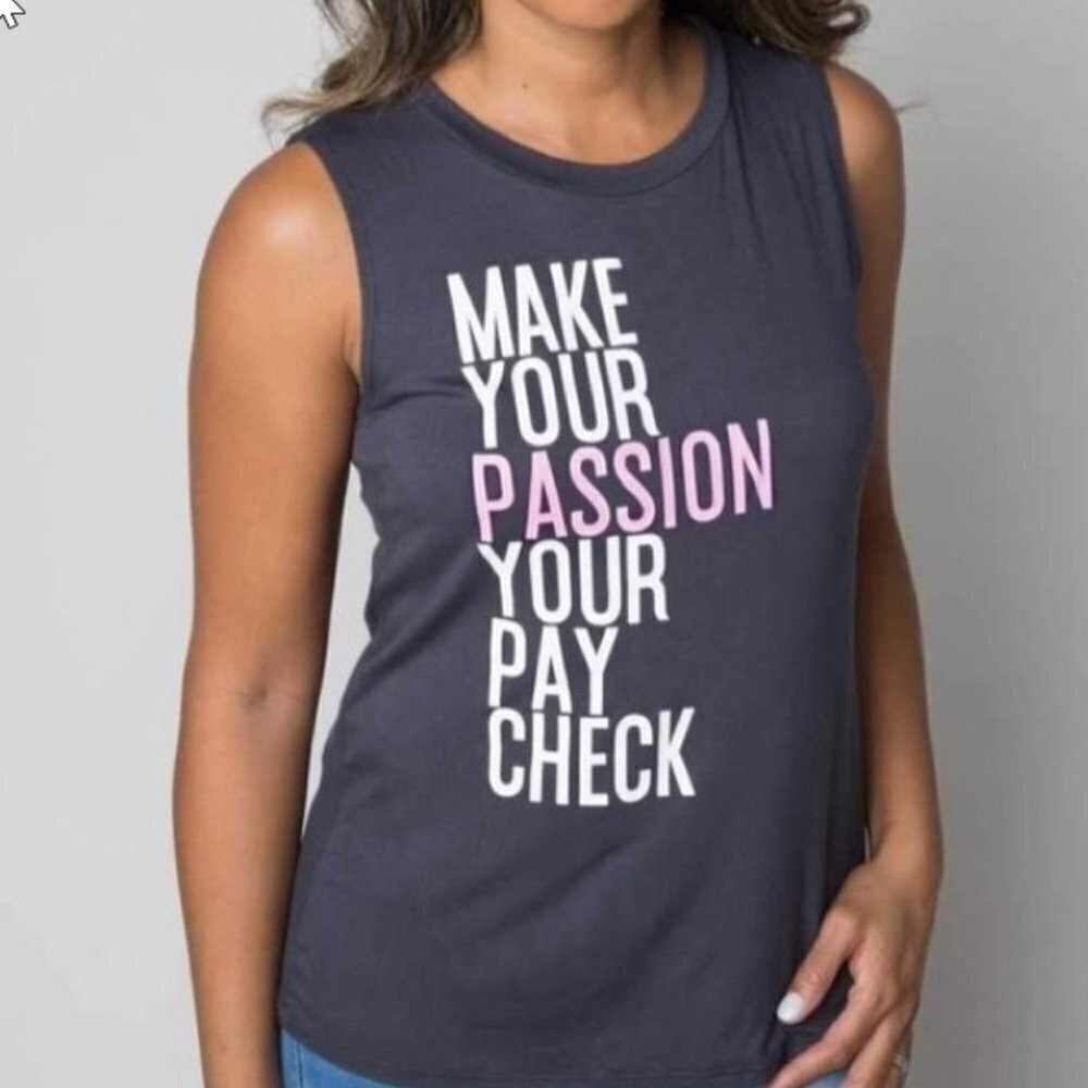 Amelia James New Size M Gray Tank Top Make Your‎ Passion Your Pay Check